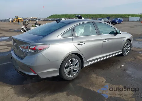 2018 Hyundai Sonata Hybrid Limited из США, поврежденный, VIN KMHE34L30JA086881